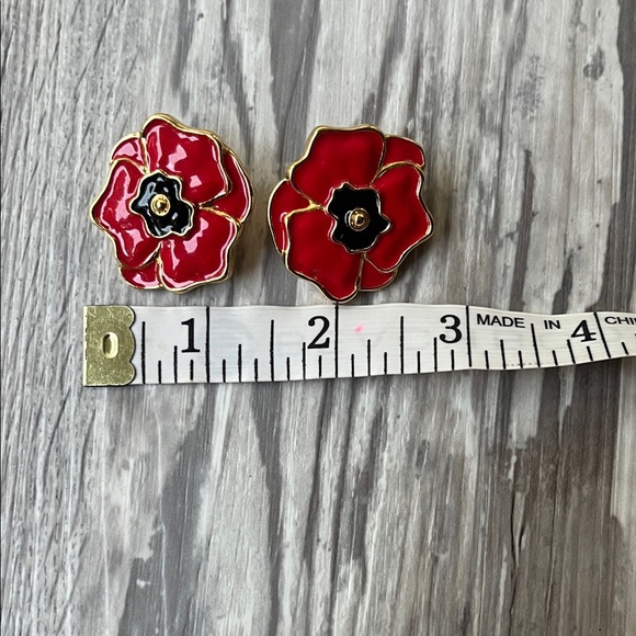 Escada Vintage red enamel poppy clip-on earrings - Picture 7 of 9